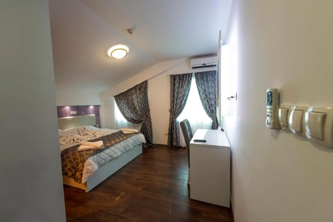 Hotel Oasis