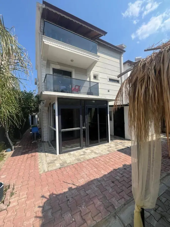 Hotel Falcon Home