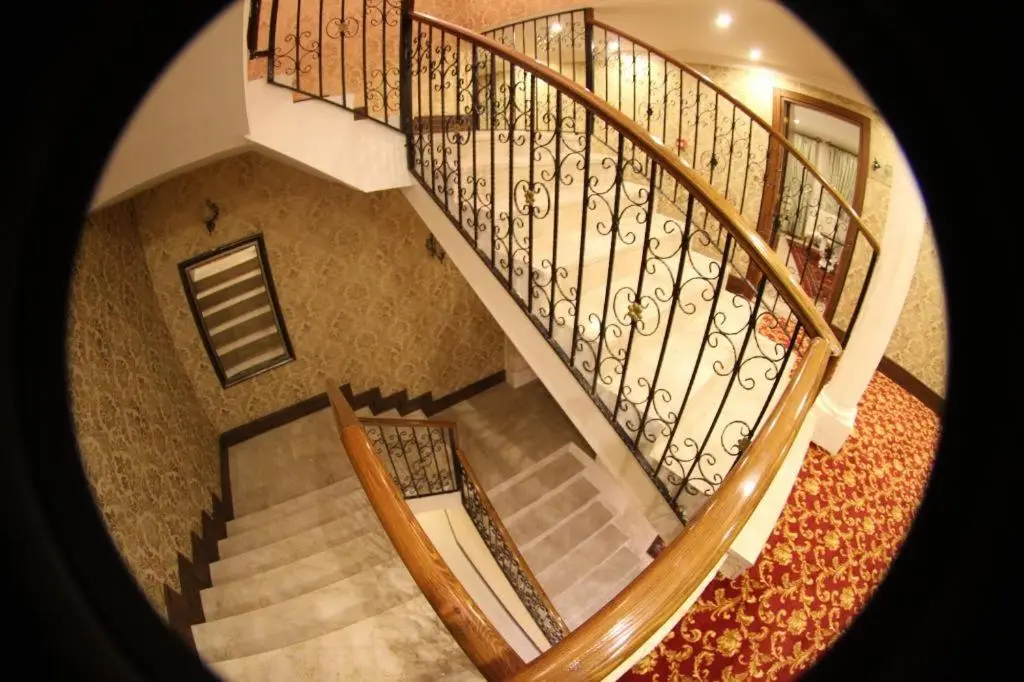 Tuğhan Hotel