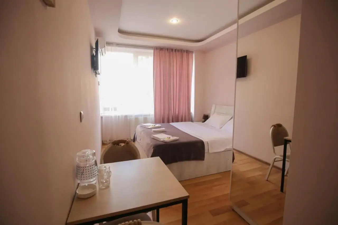 Hotel Caucasus