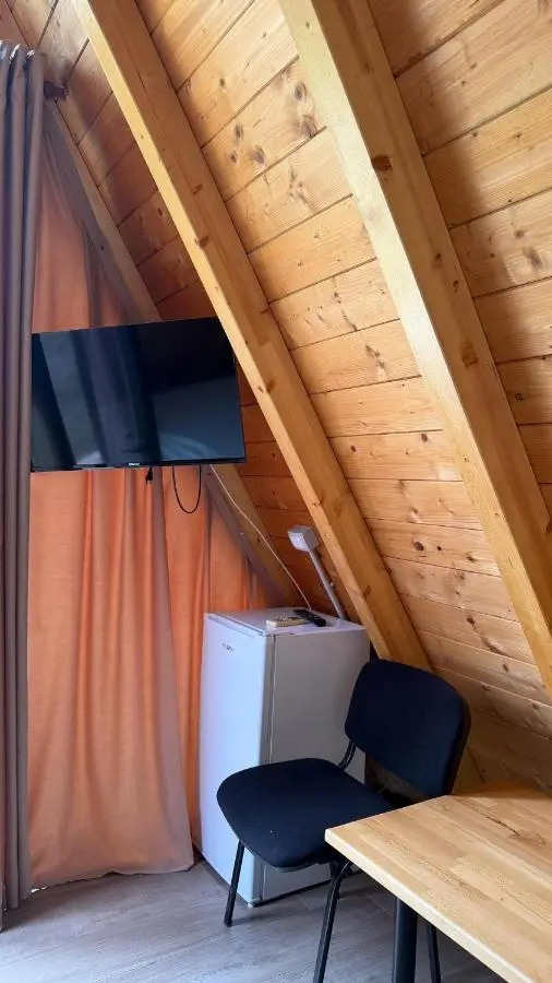 Windmill Shkodra Gesthouse Camping & Grill
