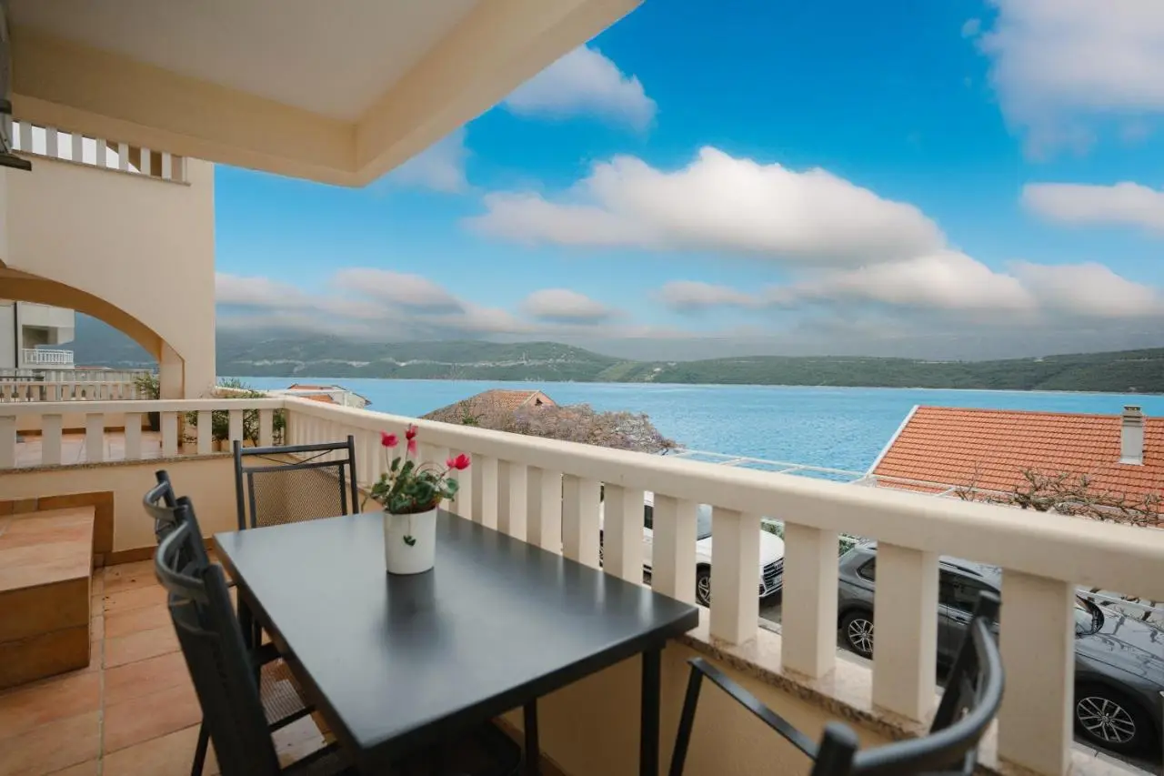 Villa Green Hema