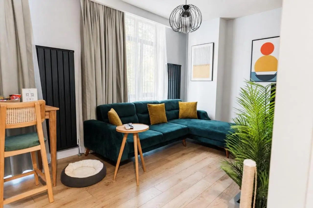 Bird Nest Suites