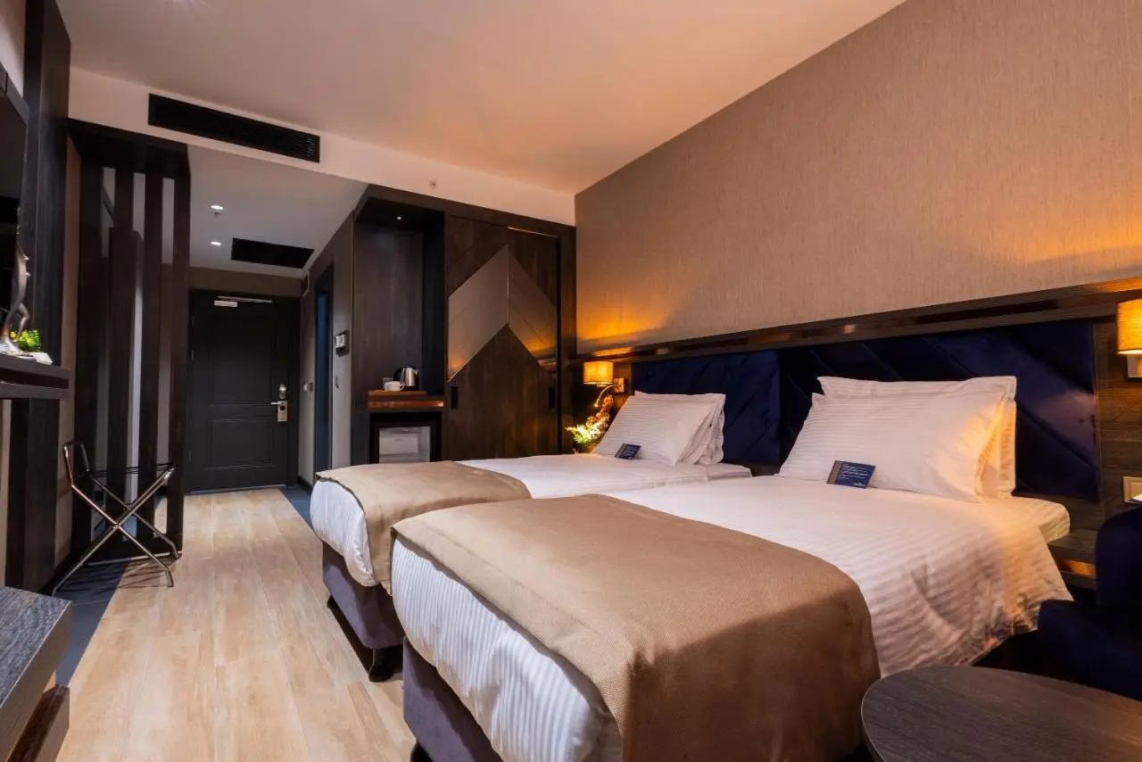 WestDoor Hotel