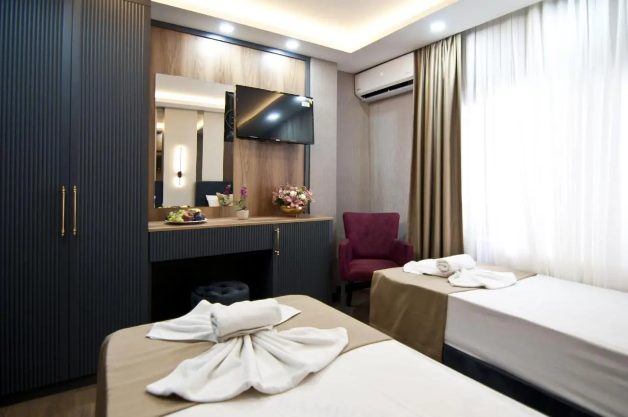 Grand Bagoz Hotel