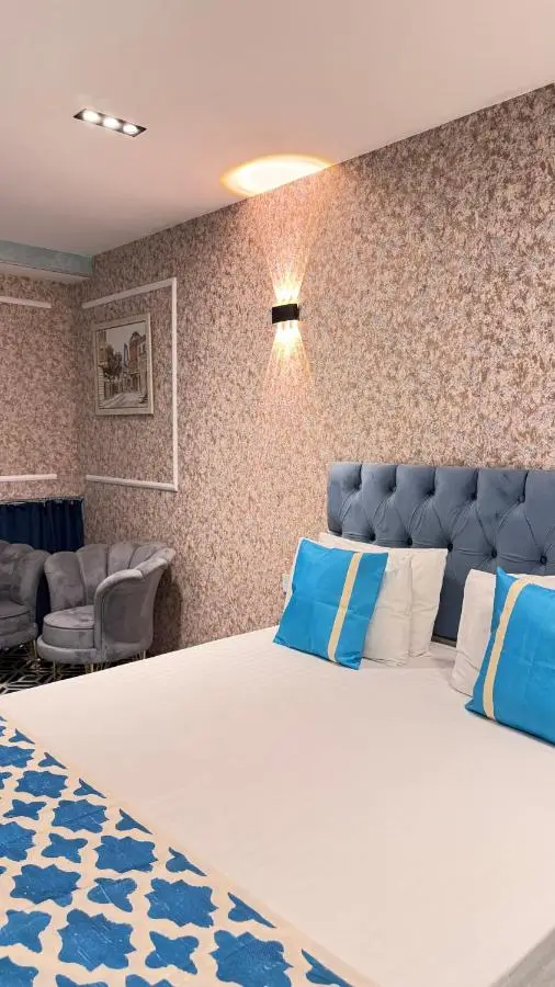 Avenue Nizami hotel