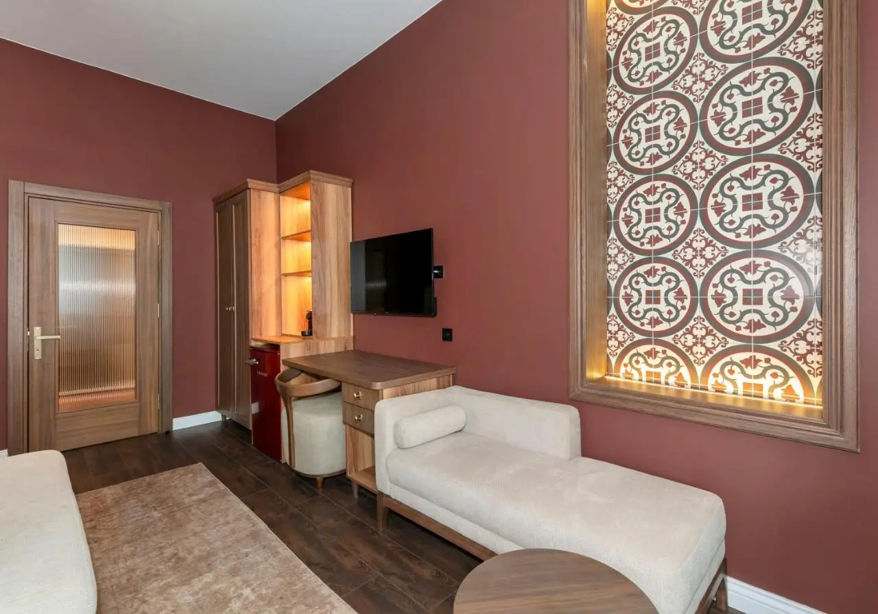 CLK Suites Hotel