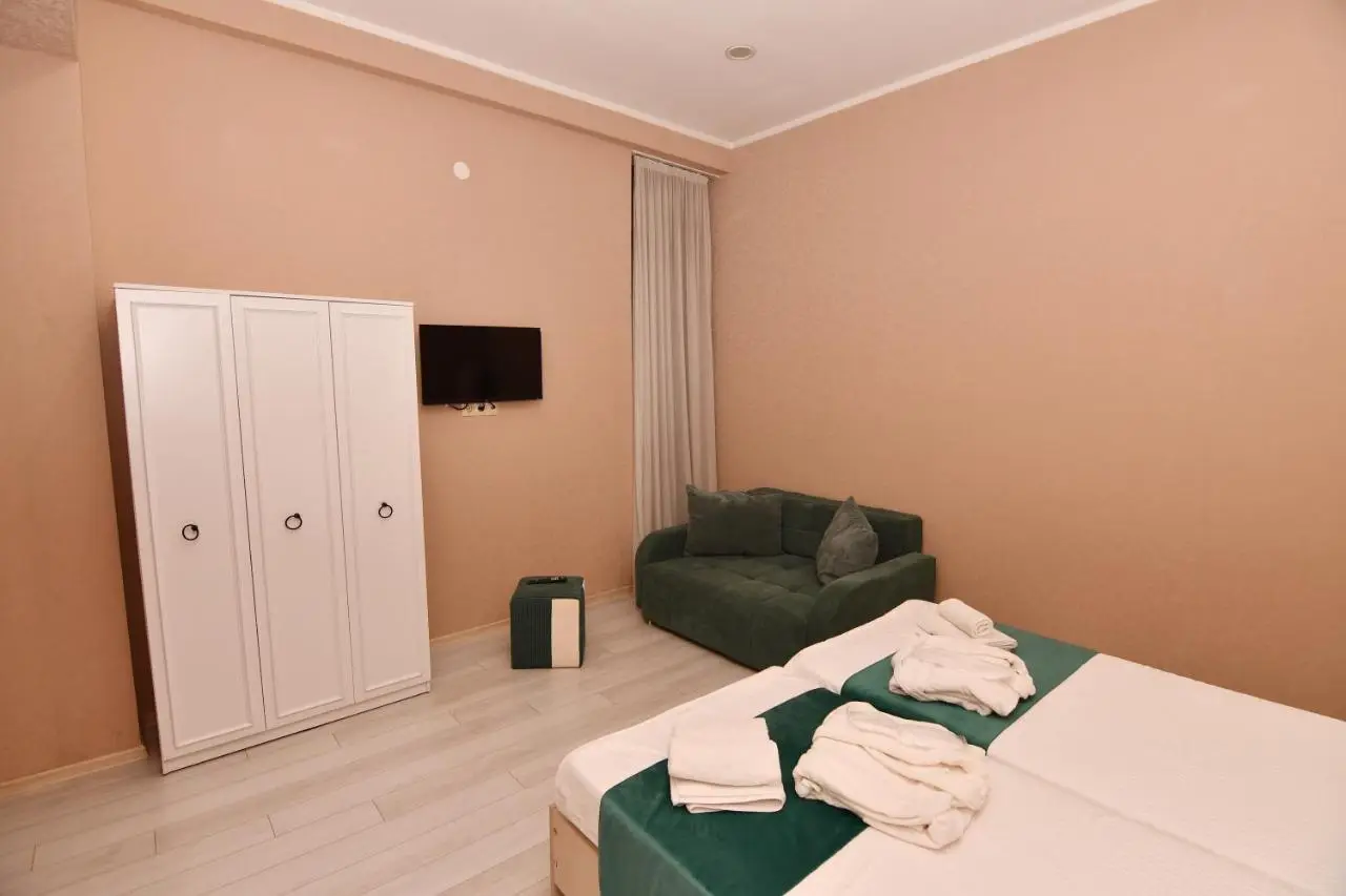 Astoria Hotel