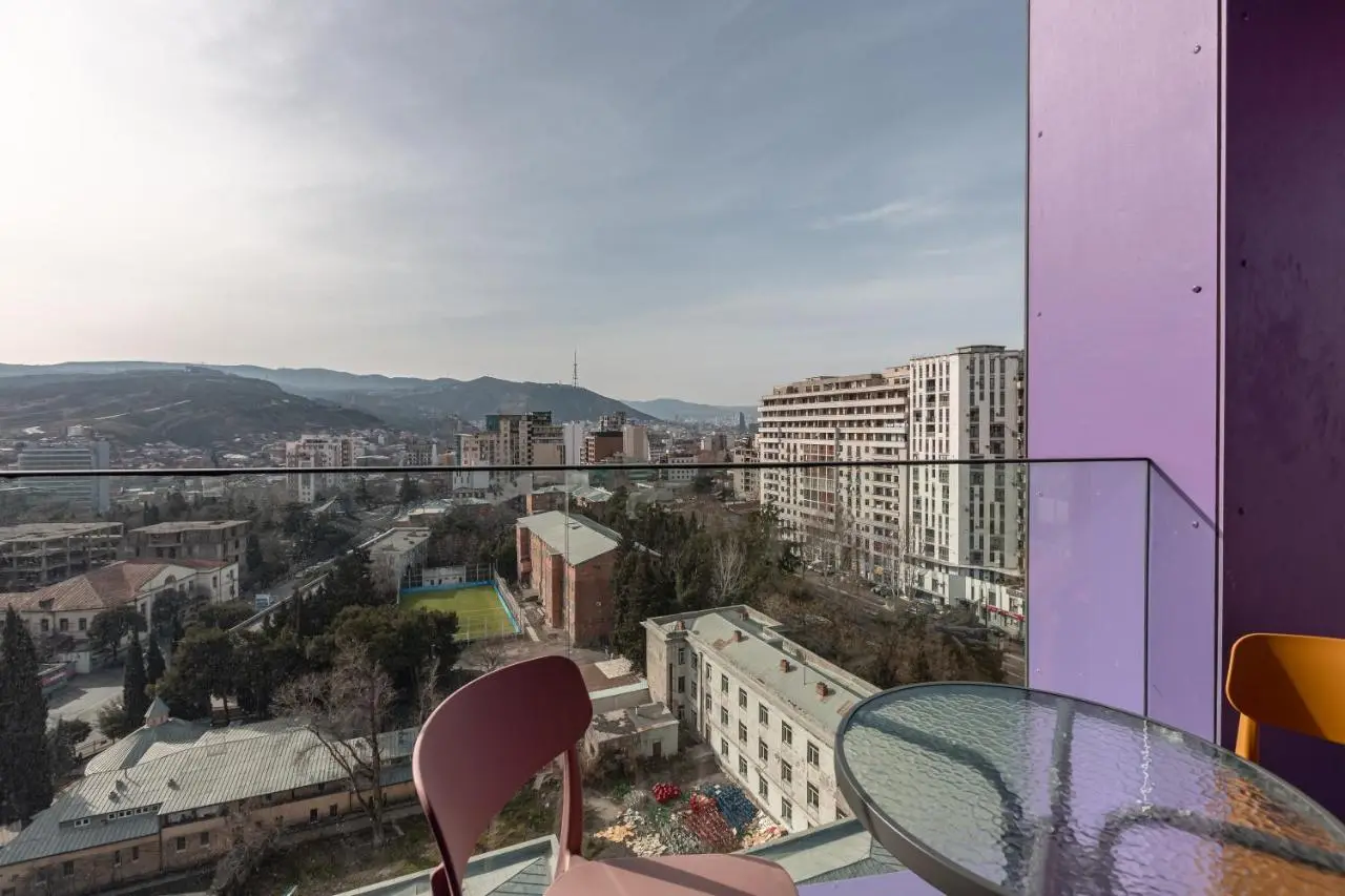 Luxury Hilton-Style Apartment Old Tbilisi Metro
