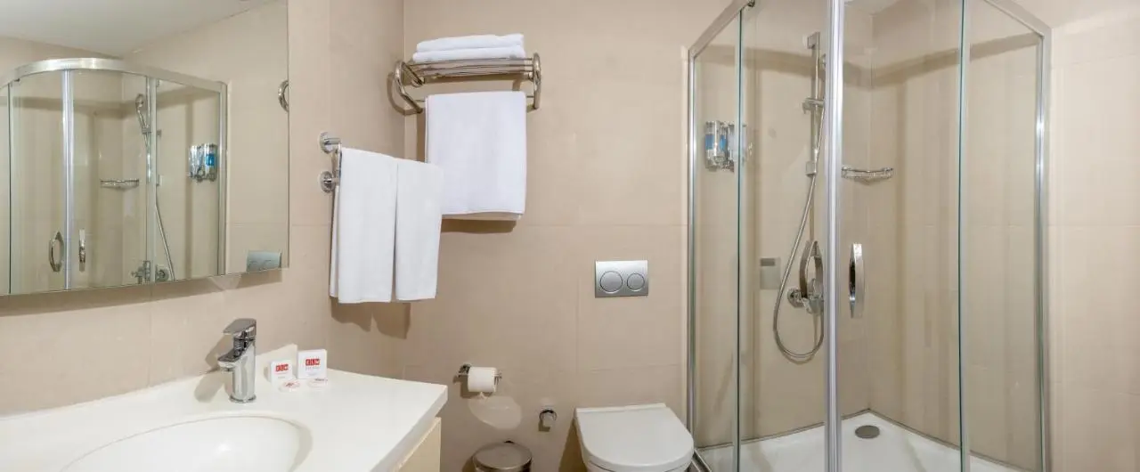 Elm Suite Hotel