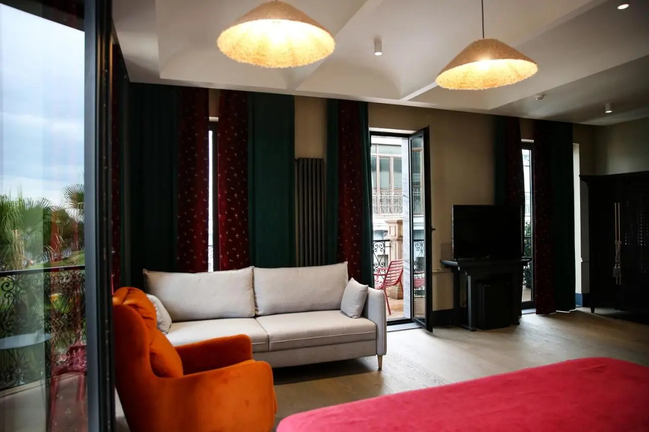 Retro Boutique Hotel