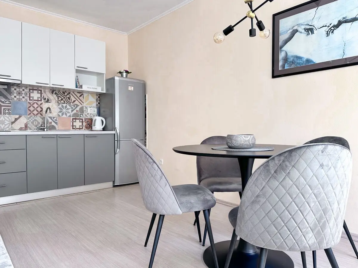 Stylish Apartment Close to Everything