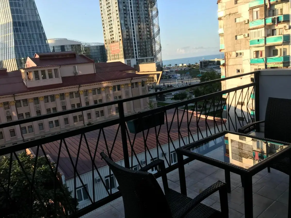 Apartment In Batumi MGZAVREBI