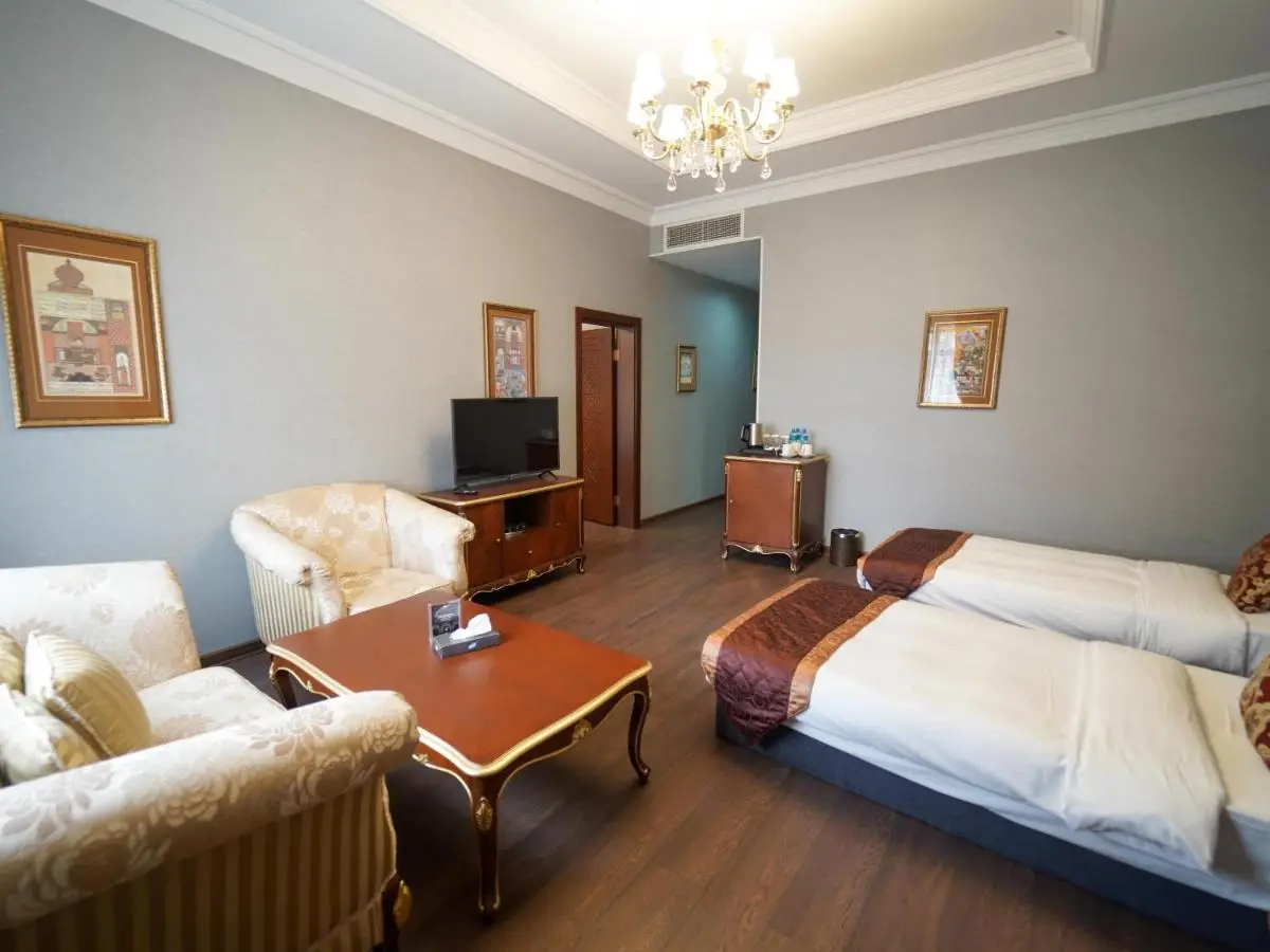 Shah Palace Luxury Museum Hotel
