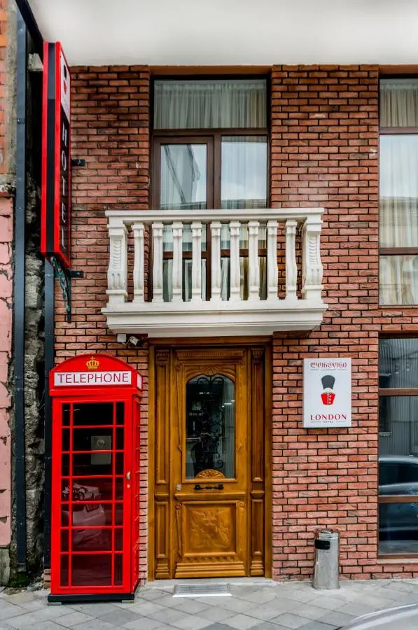 Hotel London