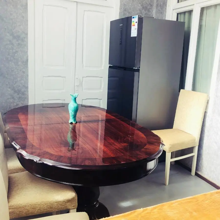 Surami Guest House Shorety