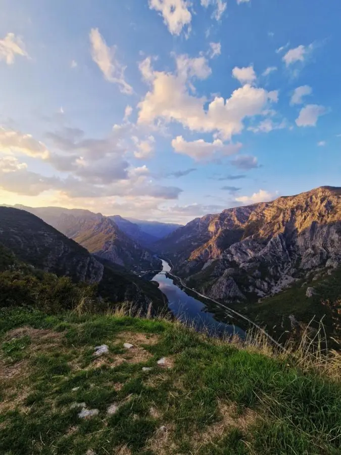 Visit Dreznica - Canyon Retreat