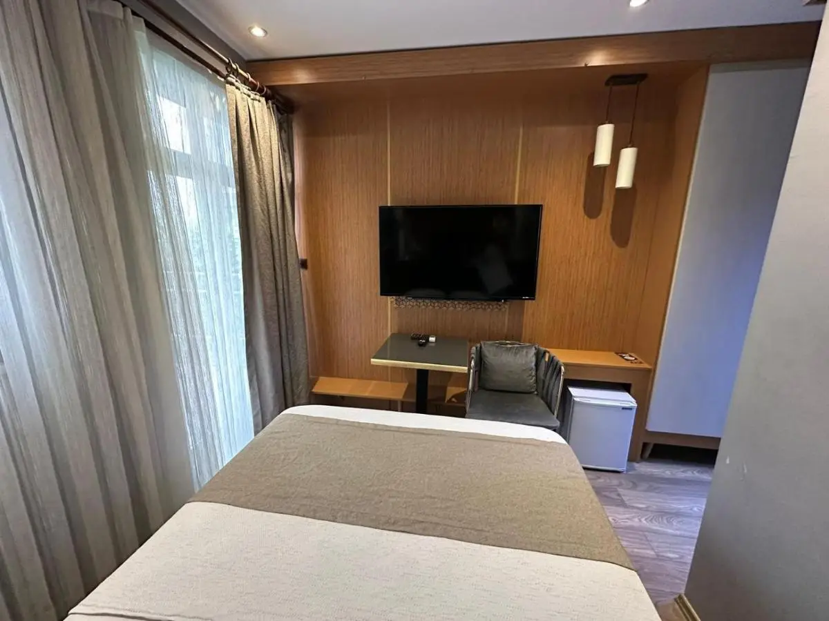 Ada Life Hotel
