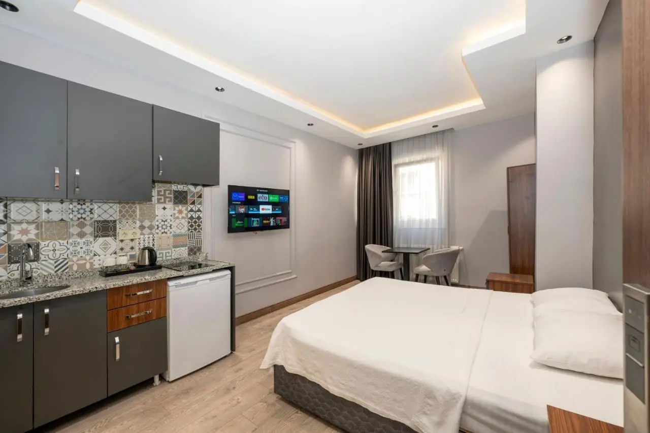 Comfort Suites Hotel
