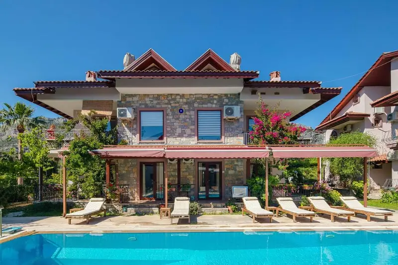 Vira Suites Hotel