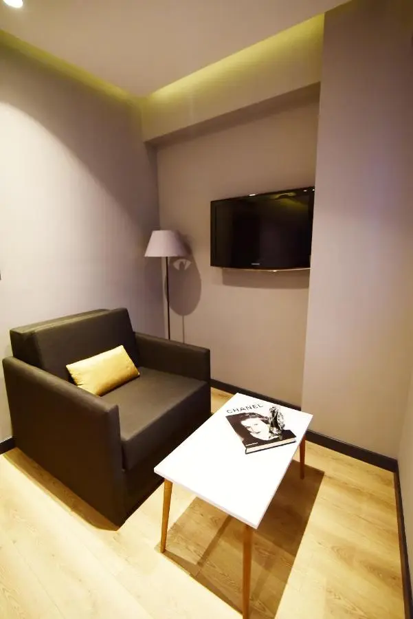 The Row Taksim Hotel