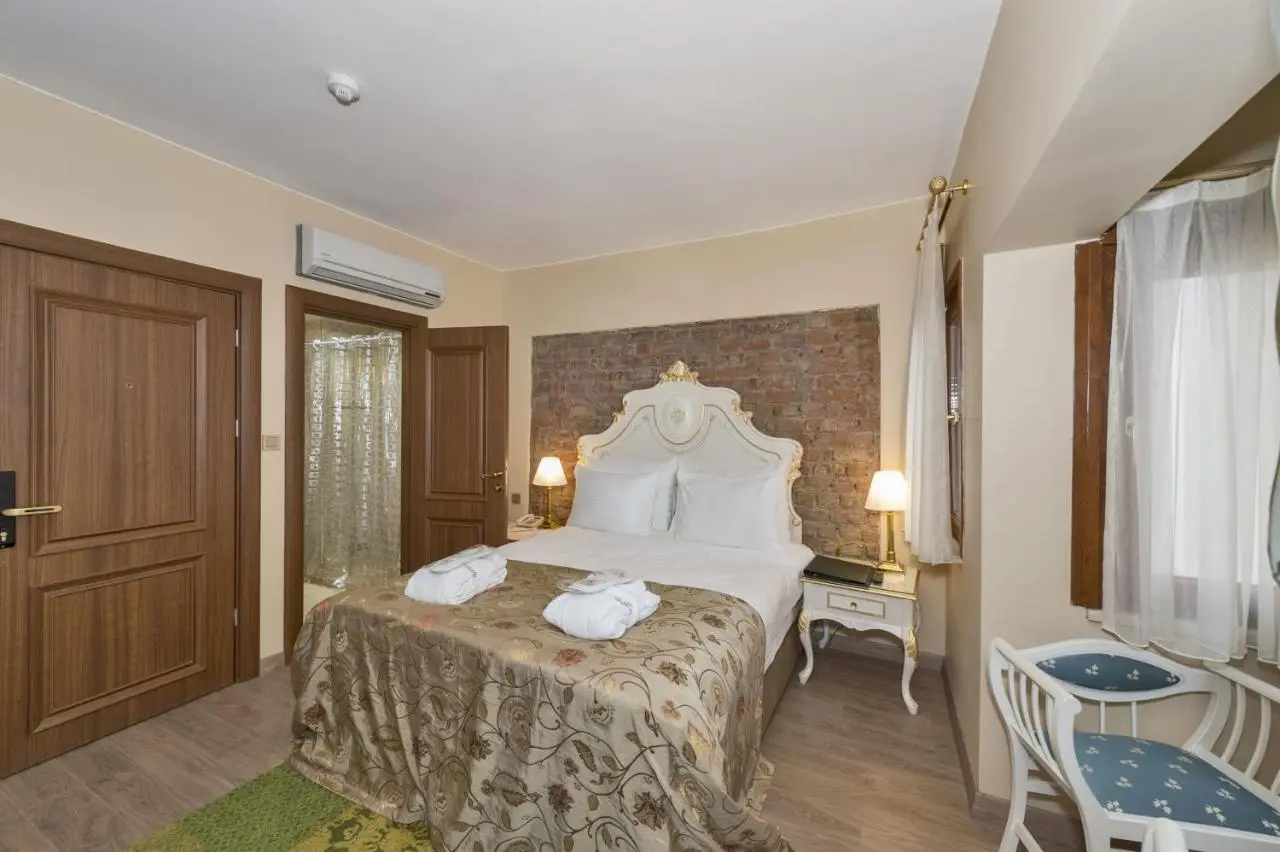 By Murat Royal Hotel Galata