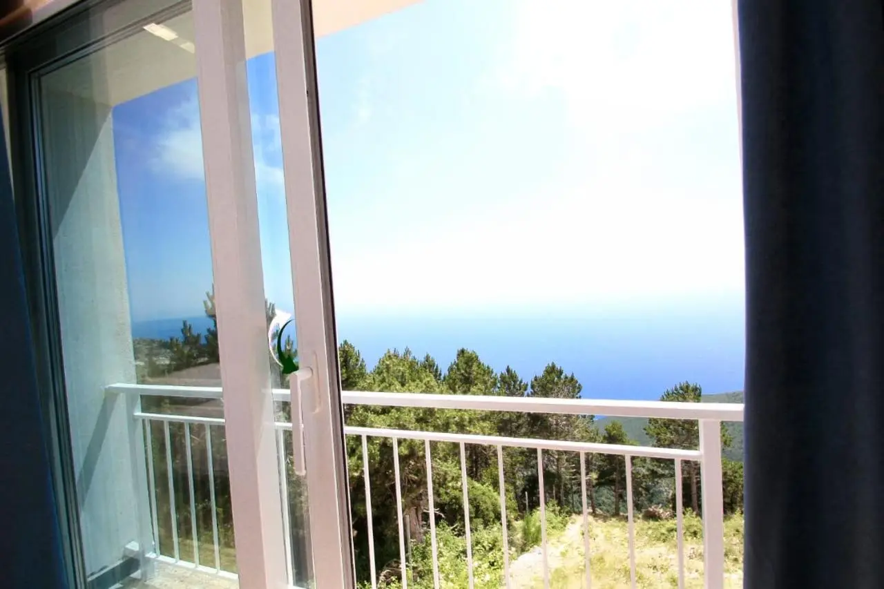 Hotel Keshtjella Llogara