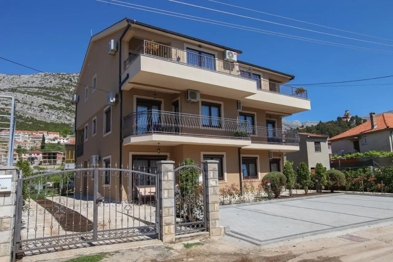 Luxury Apartments Taša
