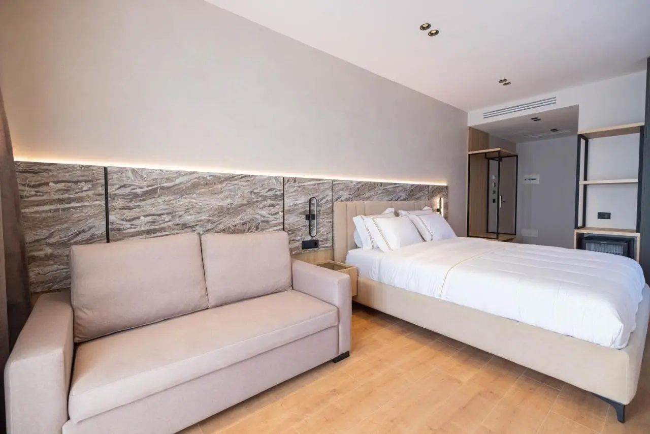 Tris3 Hotel