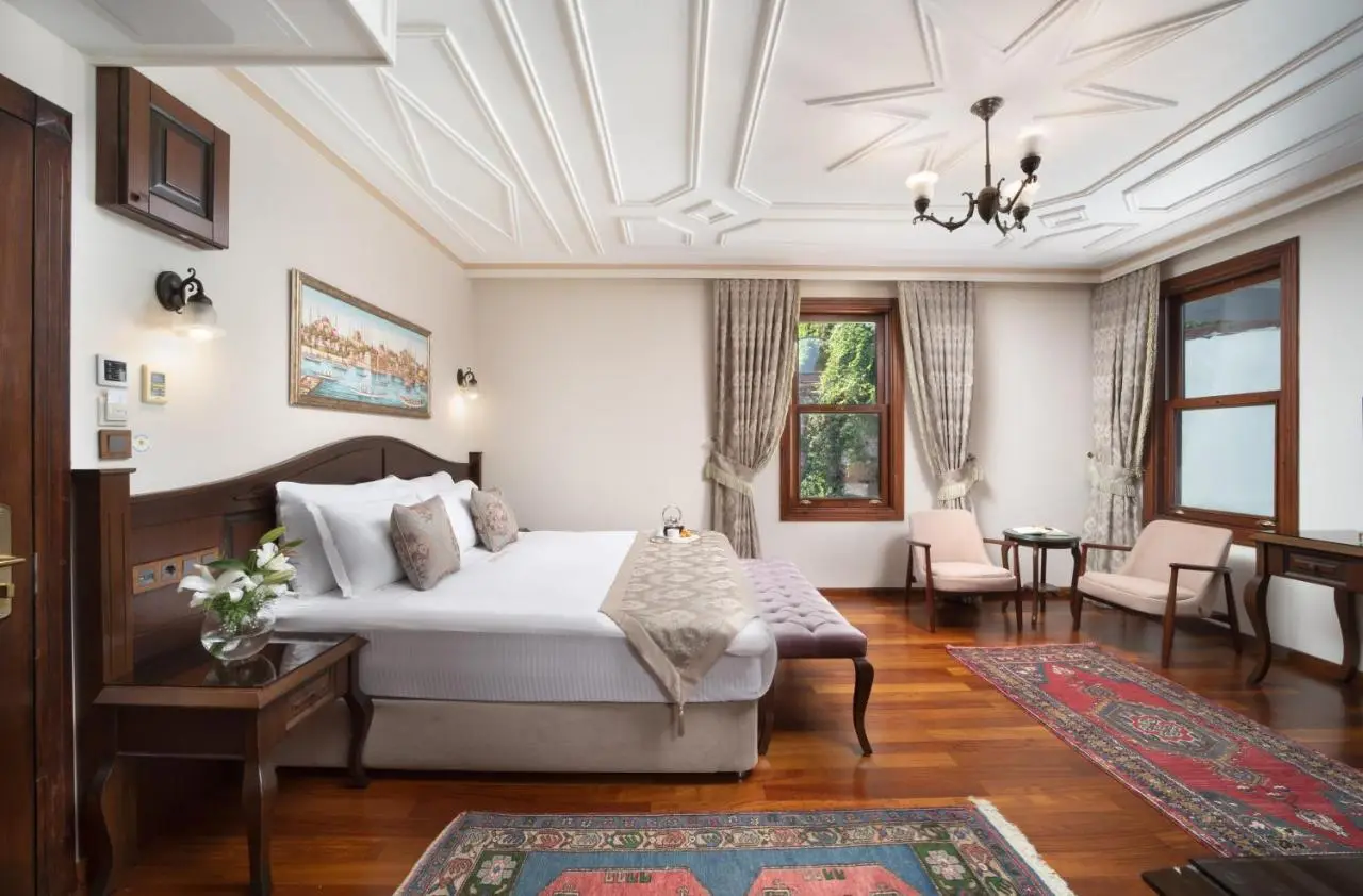 Bender Hotel - Old City