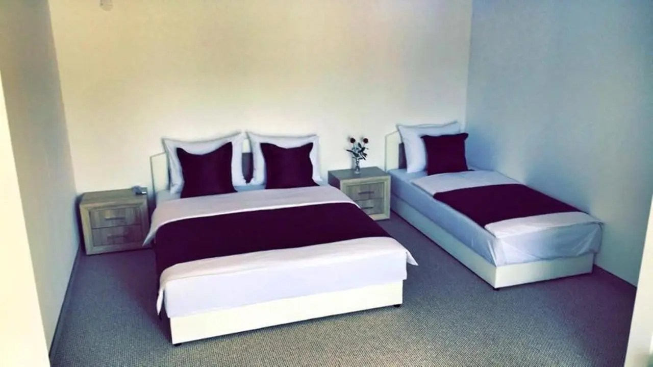 Motel Aura