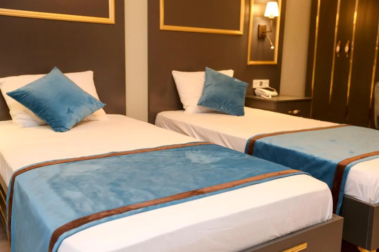 Grand Moon Hotel Suites