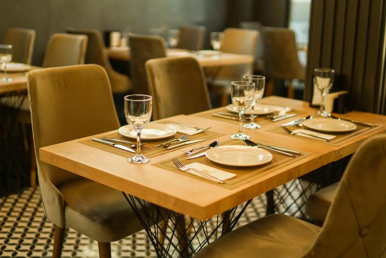 Aram Otel Business & Luxury
