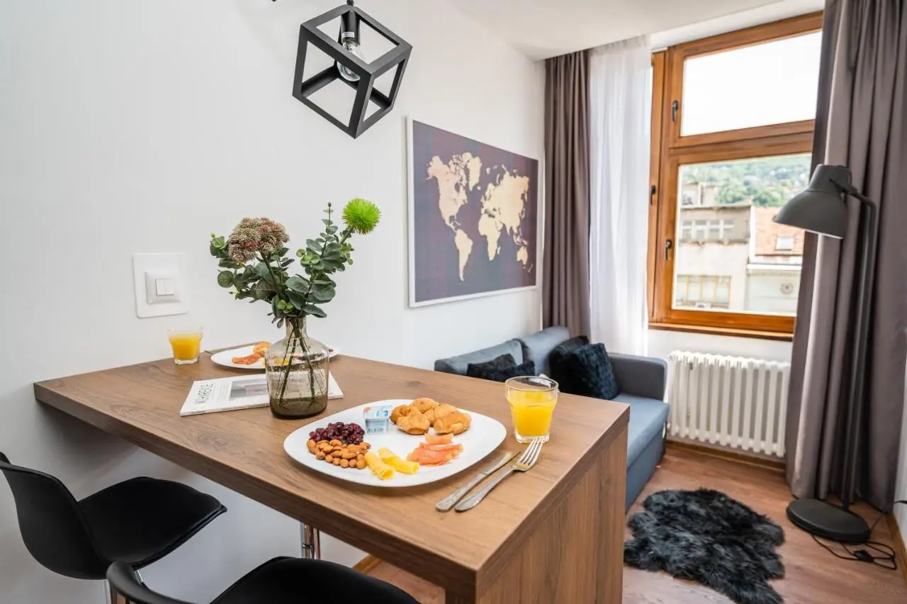 Modern and Bright Apartments - Main Street