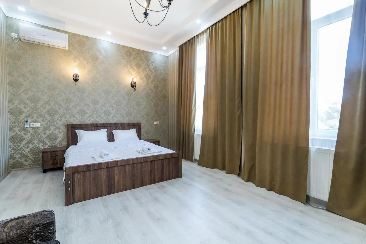 White Hotel Guesthouse