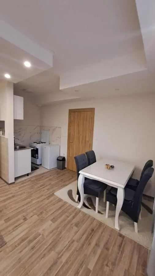 Apartman Zirojević