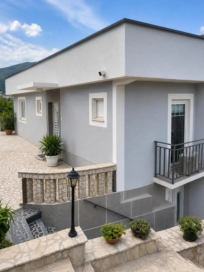 Bonita Apartments