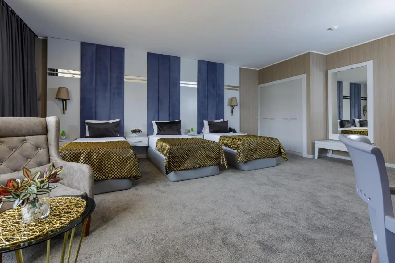 Premium Park Hotel