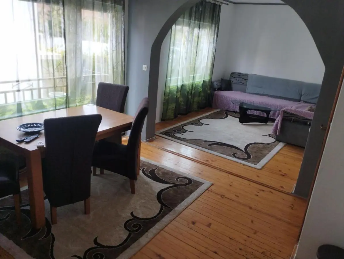 Riki Apartments