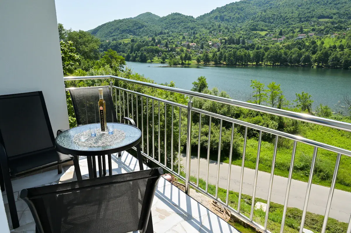 Villa Anita – Two-Bedroom Apartment, 3rd Floor (L)