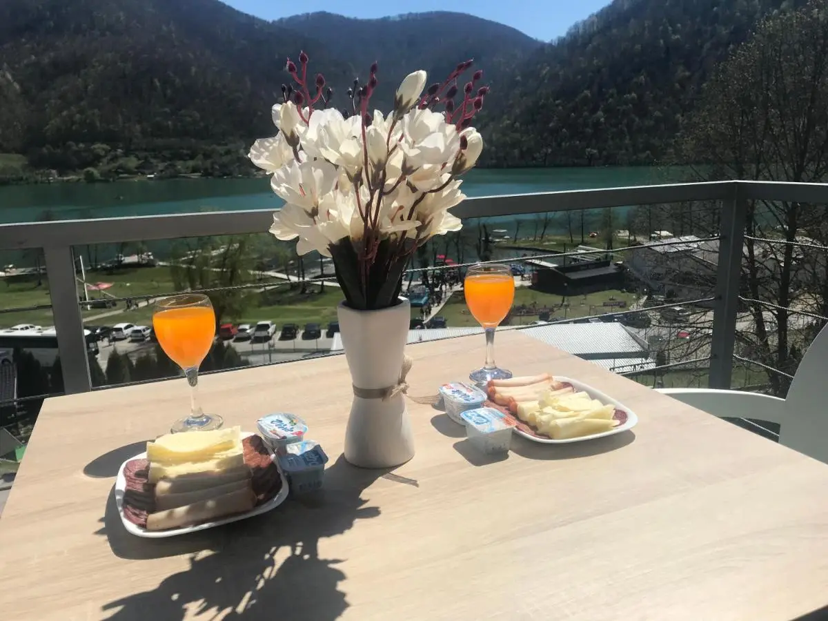 Royal Town Luxury with Panoramic View Wake up to breathtaking lake views and pure tranquility