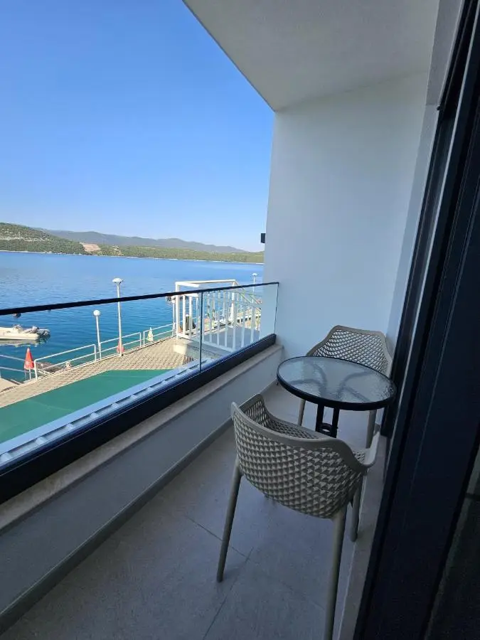 Apartmani Leženić M