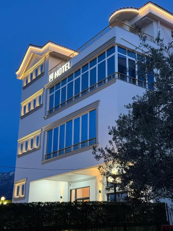Murati Lake View Hotel