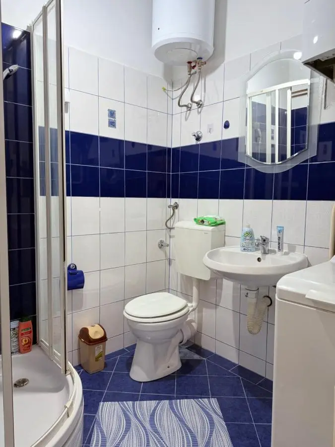 Apartment Center - Vjecna vatra