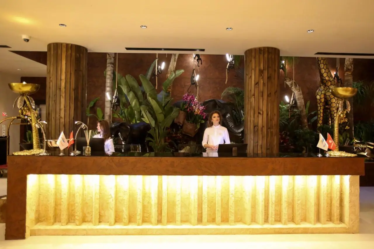 Regina Palm Resort