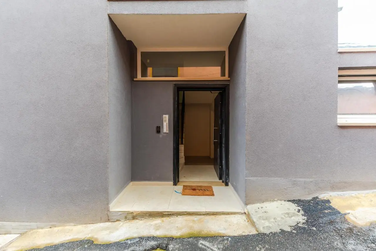 Mumba Apartments by Kondo Stays