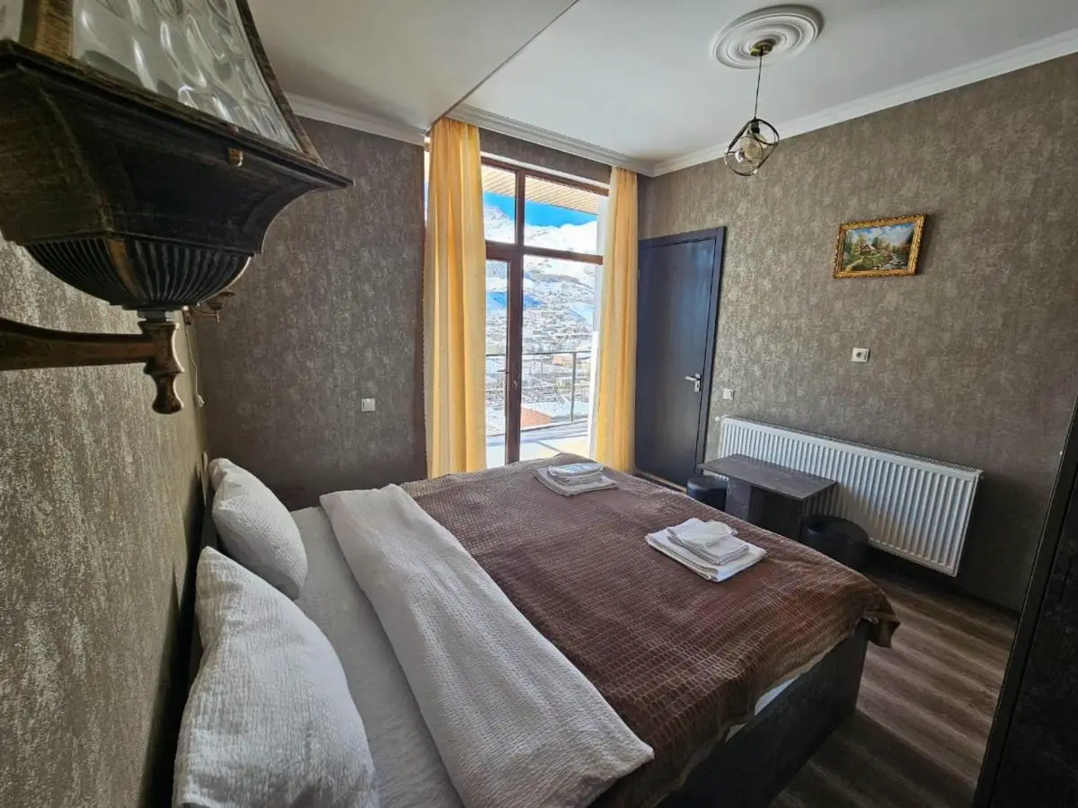 DISCOVER KAZBEGi HOTEL
