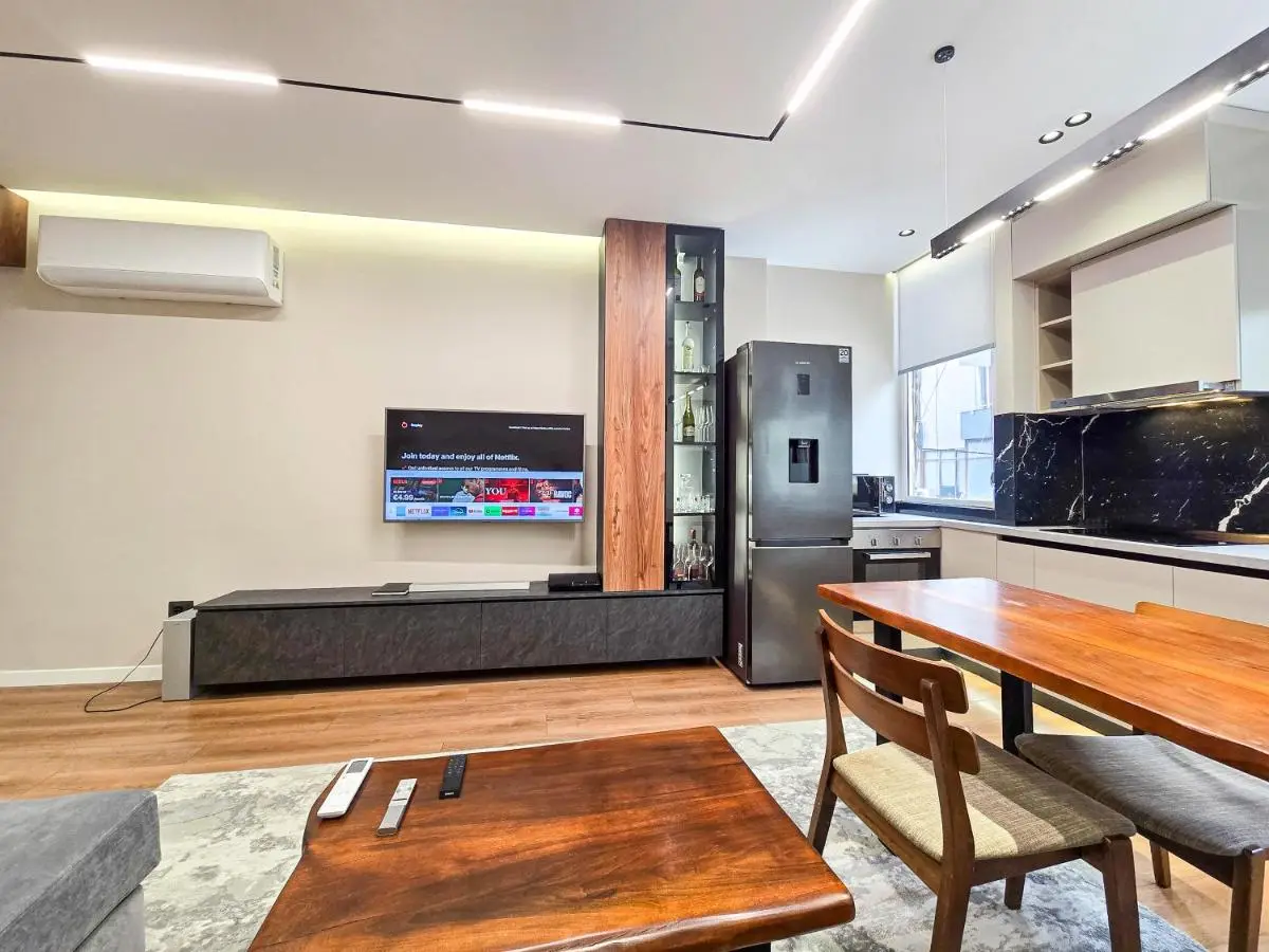 Urban21 Luxury 2 Bedroom Apartment