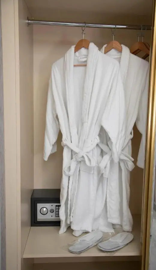 Essam Deluxe Hotel