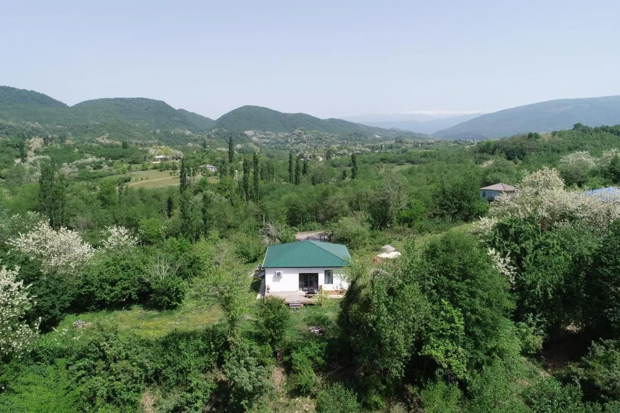 Renovated 3-bedroom House in Nature - Iskia Estate